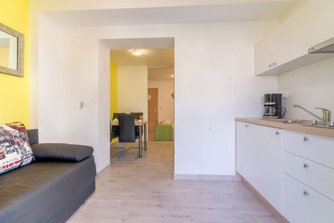 Apartments Bosko - Unit 372700-13