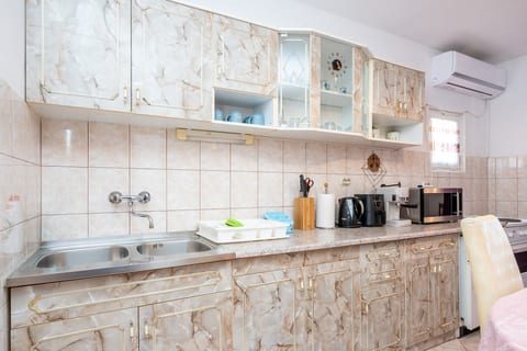 Apartments Suzi - Unit 372709-13
