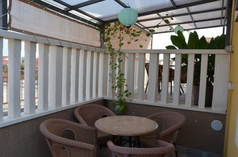 Apartments Dami - Unit 372711-13
