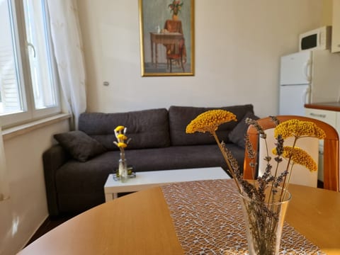Apartments Dami - Unit 372711-13