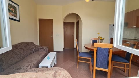 Apartments Dami - Unit 372712-13