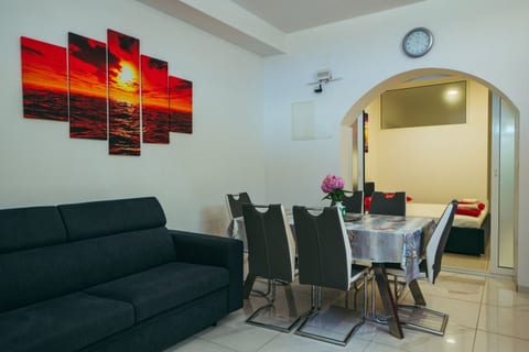 Apartments Lovre - Unit 374553-13