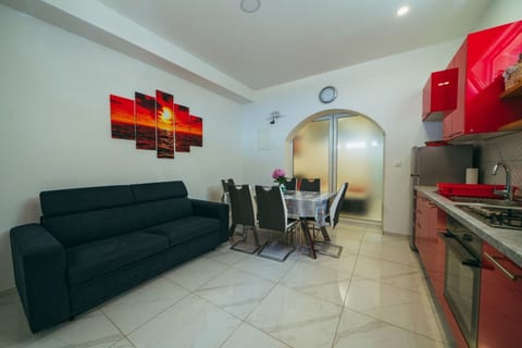 Apartments Lovre - Unit 374553-13