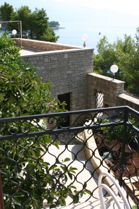 Apartments and Rooms Ref - Unit 374665-13