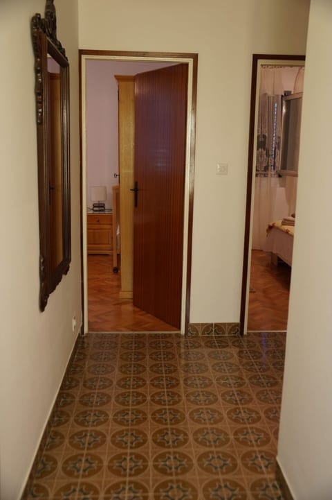Apartments Srđan - Unit 372743-13