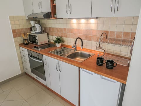 Apartments Eddie - Unit 372748-13