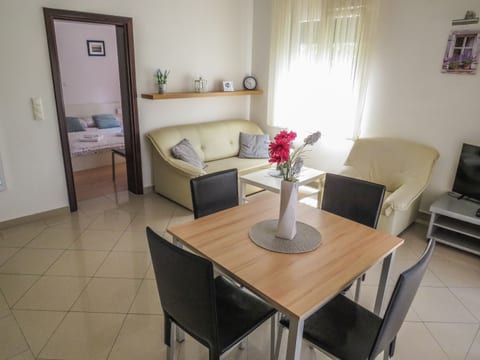 Apartments Eddie - Unit 372748-13