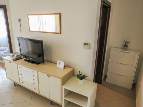 Apartments Eddie - Unit 372749-13
