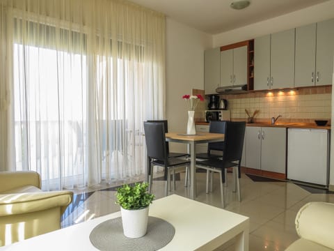 Apartments Eddie - Unit 372750-13