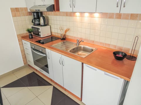 Apartments Eddie - Unit 372750-13