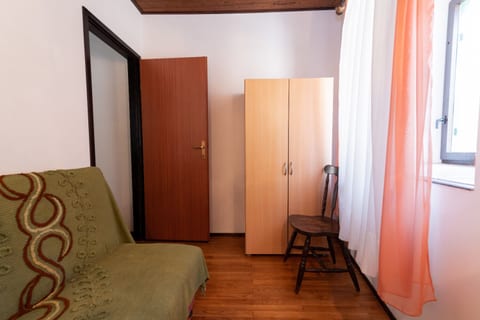 Apartments Sonja - Unit 372753-13
