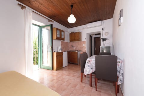 Apartments Sonja - Unit 372754-13