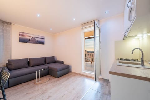 Apartments Tomo - Unit 372775-13