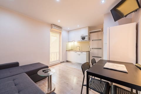 Apartments Tomo - Unit 372775-13