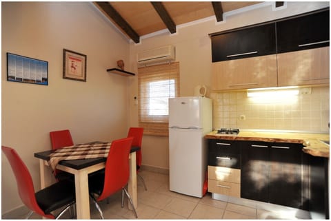 Apartments Tomo - Unit 372778-13