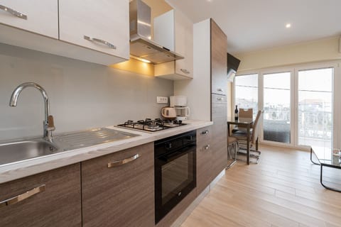Apartments Tomo - Unit 374513-13