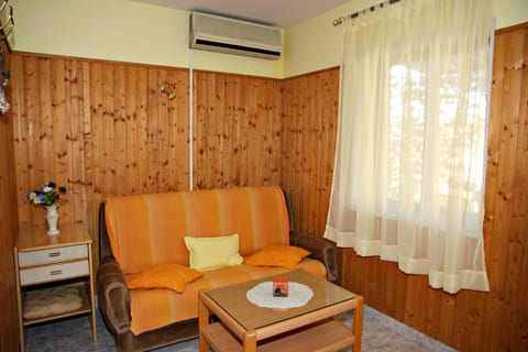 Apartments Nikola - Unit 372784-13
