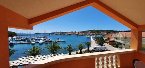 Apartments Sea view - Unit 372798-13