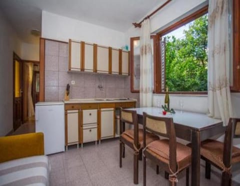 Apartments and Room Anita - Unit 372805-13