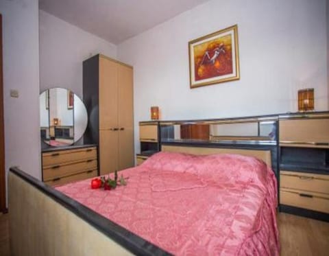 Apartments and Room Anita - Unit 372806-13