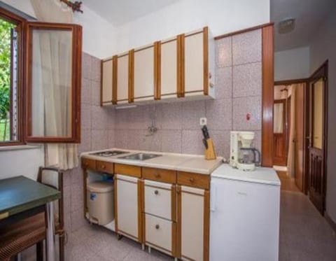 Apartments and Room Anita - Unit 372806-13
