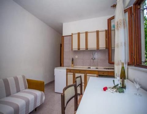 Apartments and Room Anita - Unit 372806-13