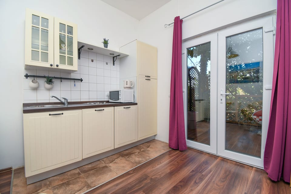 Apartment Biserka - Einheit 372812-13