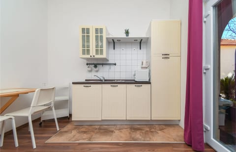 Apartment Biserka - Unit 372812-13