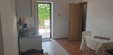 Apartment Biserka - Unit 372813-13