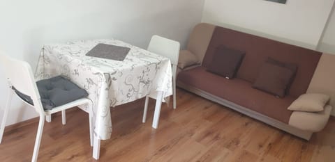 Apartment Biserka - Unit 372813-13