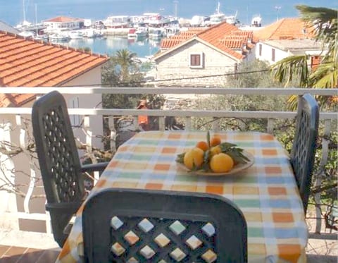 Apartment Biserka - Unit 372814-13