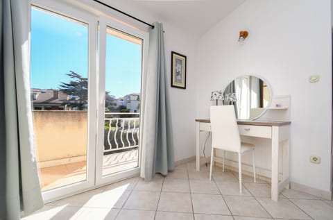 Apartment Biserka - Unit 372816-13