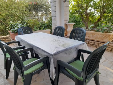 Apartments Jere - Unit 372821-13