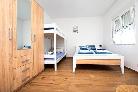 Apartment Marin - Unit 372823-13
