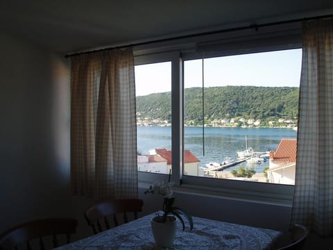 Apartment and Rooms Mila - Unit 372838-13