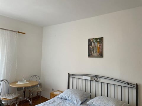 Apartment and Rooms Mila - Unit 372839-13
