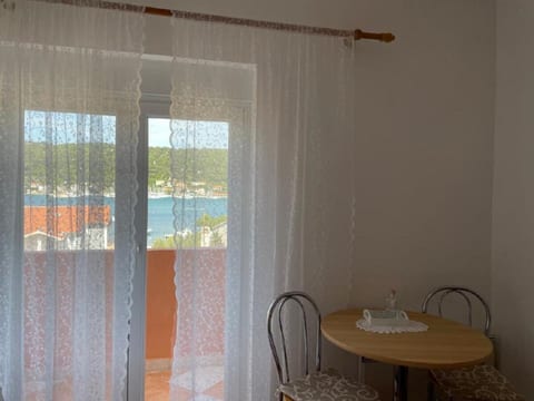Apartment and Rooms Mila - Unit 372839-13