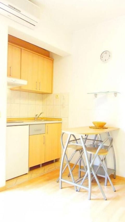Apartments Bor - Unit 372847-13