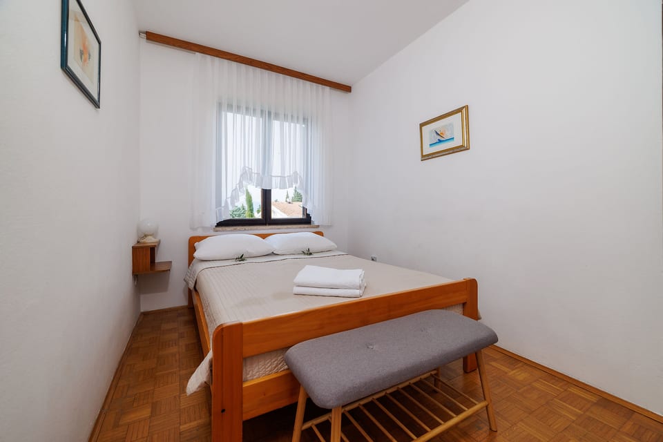 Apartment Renata - Unit 372848-13