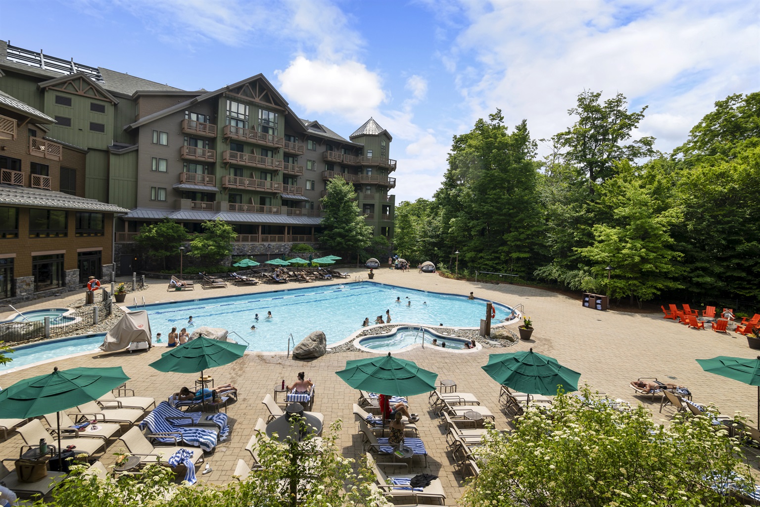 *147-la-voute-@-spruce-peak/