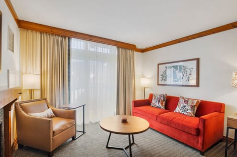 *370/372 Adjoining Studios @Spruce Peak