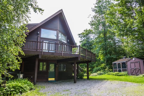 Cottage in the Woods