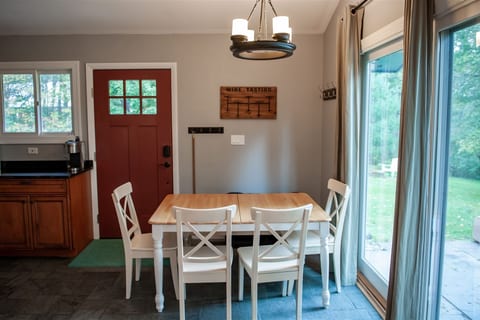 Dining table seats 6
