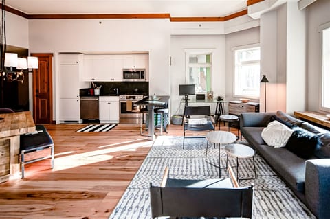 1129 - 2 BR - Spruce Peak
