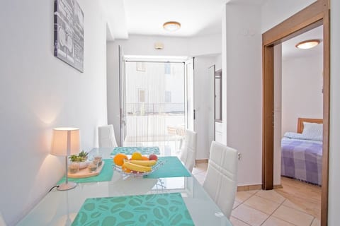 Apartment Polo - Unit 372872-13
