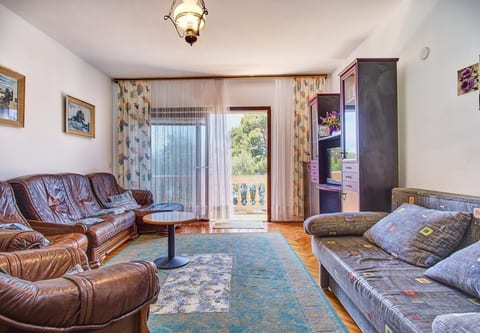 Apartments Pero - Unit 372888-13