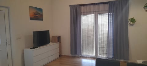 Apartments Vanja - Unit 372910-13