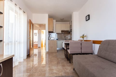 House Milka - Unit 372912-13