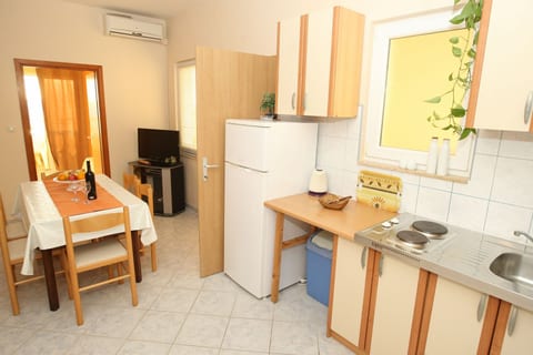 Apartments Mladen - Unit 372913-13