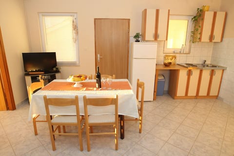 Apartments Mladen - Unit 372913-13